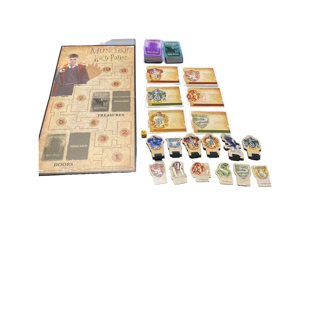 USAopoly Munchkin Deluxe HARRY POTTER Hogwarts Board Card Game Wizard ALL PIECES